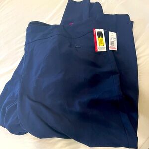 NWT, woman’s navy blue Capri sz 18W S